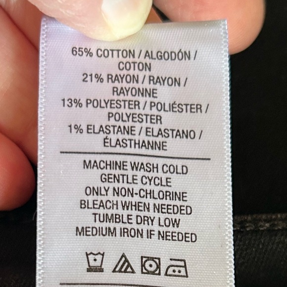 Joe’s Cropped Jeans - Picture 6 of 7